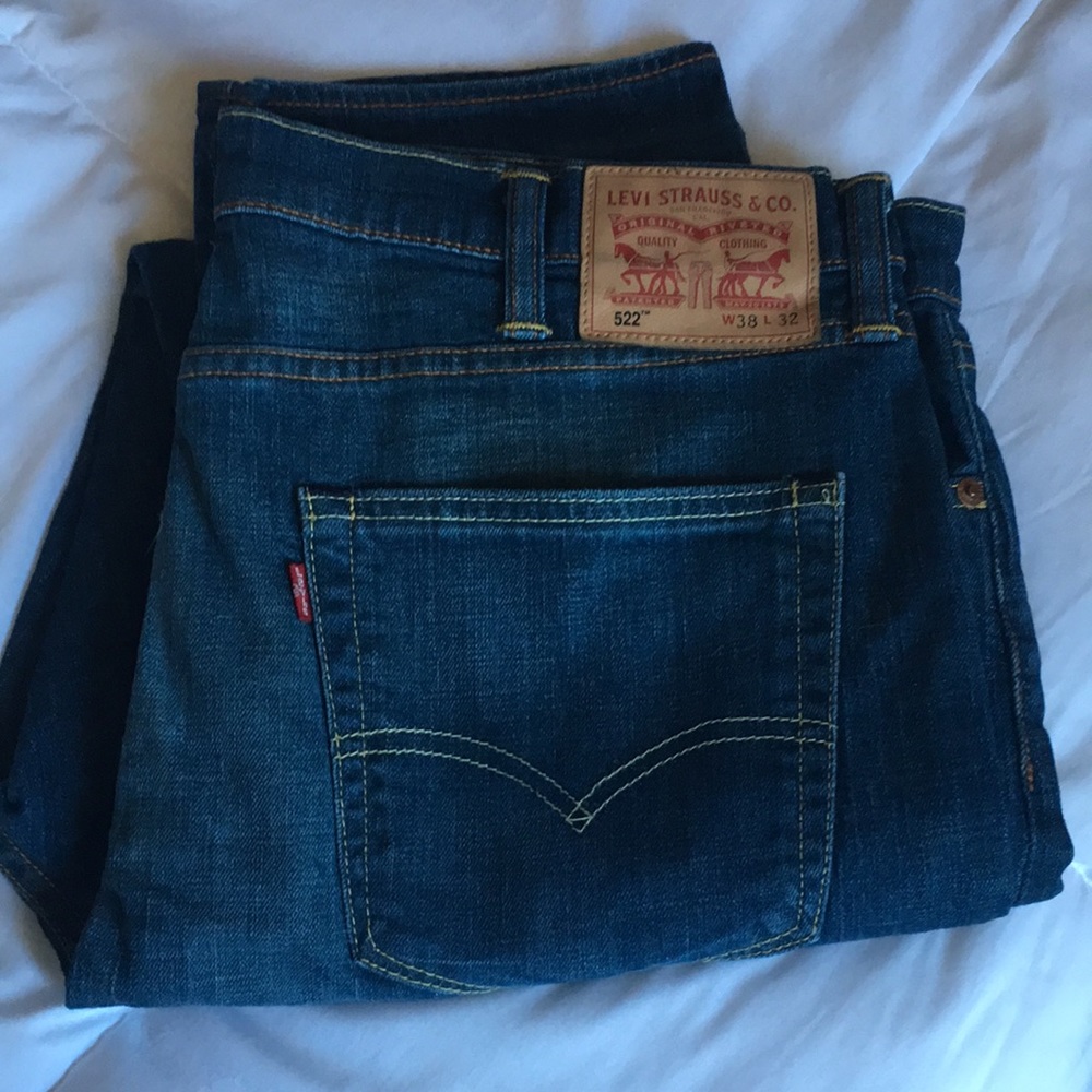 Levi blue jeans, 38x32